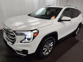 2022 GMC Terrain SLT z VIN 3GKALVEV4NL142475, wystawiony jako IAAI lot #42554198 z przebiegiem 34 225 mil mil oraz . Historia ofert i sprzedaży dostępna na DreamBid. Obrazek 17.