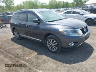 2014 Nissan Pathfinder S z VIN 5N1AR2MM0EC716000, wystawiony jako IAAI lot #42182293 z przebiegiem 196 728 mil mil oraz . Historia ofert i sprzedaży dostępna na DreamBid. Obrazek 1.