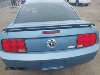 2006 Ford Mustang Standard with VIN 1ZVFT80NX65178230, listed as a IAAI auction lot 41835125 with 178,607 mi miles. Bid and sale history available at carsss.com. Image 16.