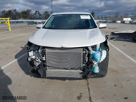 2024 Chevrolet Equinox LT with VIN 3GNAXKEG1RS154232, listed as a IAAI auction lot 41484999 with 13,219 mi miles. Bid and sale history available at carsss.com. Image 6.