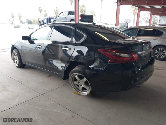 2017 Nissan Altima 2.5 SR with VIN 1N4AL3AP8HC166999, listed as a IAAI auction lot 41483211 with 131,831 mi miles. Bid and sale history available at carsss.com. Image 3.