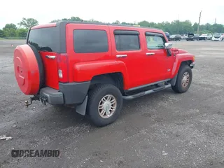 2006 Hummer H3 z VIN 5GTDN136568219855, wystawiony jako IAAI lot #42533050 z przebiegiem 200 138 mil mil oraz . Historia ofert i sprzedaży dostępna na DreamBid. Obrazek 4.