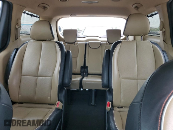 2015 Kia Sedona SX with VIN KNDMC5C14F6079074, listed as a Copart auction lot 45045815 with 105,414 mi miles and Clean Title. Bid and sale history available at carsss.com. Image 10.