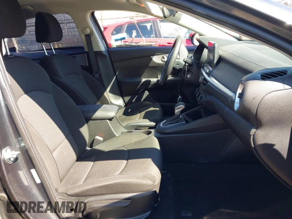 2023 Kia Forte LXS with VIN 3KPF24AD6PE648764, listed as a IAAI auction lot 41866394 with 26,341 mi miles and . Bid and sale history available at DreamBid. Image 5.