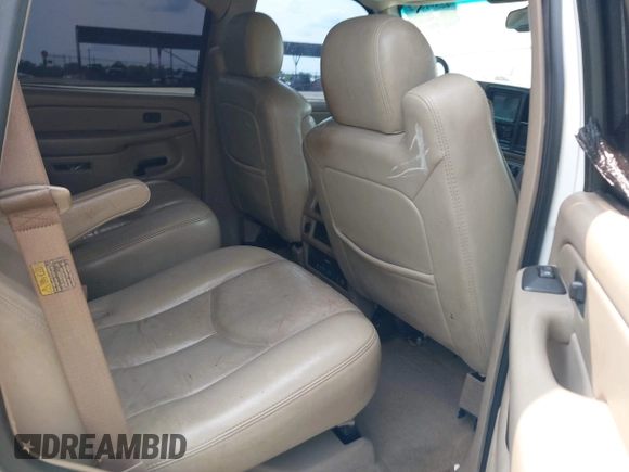 2005 Chevrolet Tahoe Z71 with VIN 1GNEC13T55R229552, listed as a IAAI auction lot 42391832 with 173,633 mi miles and . Bid and sale history available at DreamBid. Image 8.