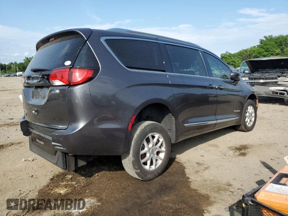 2020 Chrysler Pacifica Touring L with VIN 2C4RC1BG5LR124953, listed as a Copart auction lot 59874695 with 67,855 mi miles and Salvage title. Bid and sale history available at DreamBid. Image 3.