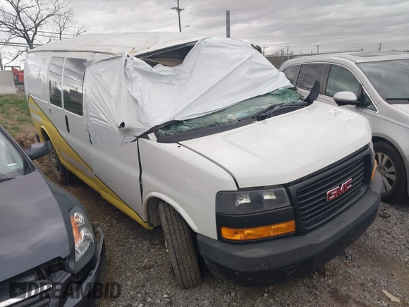 2019 GMC Savana Cargo with VIN 1GTW7AFG3K1290845, listed as a IAAI auction lot 41761301 with 175,969 mi miles. Bid and sale history available at carsss.com. Image 13.
