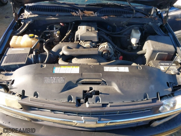 1999 Chevrolet Silverado 1500 LS with VIN 2GCEC19T5X1121766, listed as a IAAI auction lot 41359164 with 237,681 mi miles. Bid and sale history available at carsss.com. Image 10.