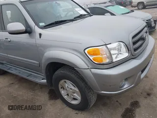 2003 Toyota Sequoia SR5 with VIN 5TDZT34A03S200882, listed as a IAAI auction lot 41664909 with 221,882 mi miles. Bid and sale history available at carsss.com. Image 6.