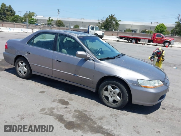 2000 Honda Accord EX с VIN 1HGCG1654YA065541, выставлен на аукционе IAAI как лот 42414986 с пробегом 158 544 миль миль и . История ставок и продаж доступна на DreamBid. Изображение 1.