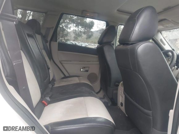 2009 Jeep Grand Cherokee Limited with VIN 1J8HR58P39C547341, listed as a IAAI auction lot 41792437 with 147,260 mi miles. Bid and sale history available at carsss.com. Image 8.