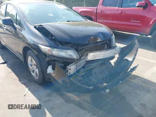 2013 Honda Civic LX z VIN 2HGFB2F5XDH537125, wystawiony jako IAAI lot #42149823 z przebiegiem 166 321 mil mil oraz . Historia ofert i sprzedaży dostępna na DreamBid. Obrazek 6.