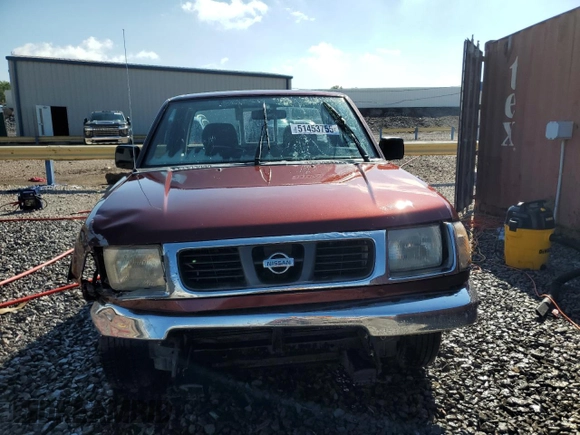 1998 Nissan Frontier XE z VIN 1N6DD26S9WC383015, wystawiony jako Copart lot #51453755 z przebiegiem 223 770 mil mil oraz Szkoda całkowita • Salvage title. Historia ofert i sprzedaży dostępna na DreamBid. Obrazek 5.