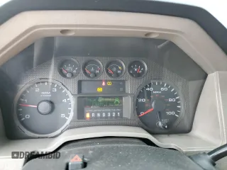 2010 Ford F-250 XL with VIN 1FTSW2BR4AEB13968, listed as a Copart auction lot 53399785 with 216,603 mi miles and Salvage title. Bid and sale history available at DreamBid. Image 9.