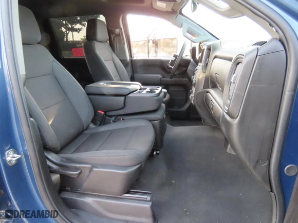 2024 Chevrolet Silverado 2500HD Custom with VIN 2GC4YME76R1216282, listed as a Copart auction lot 46475505 with 6,759 mi miles and Salvage Title. Bid and sale history available at carsss.com. Image 5.