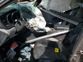 2013 Kia Optima EX с VIN 5XXGN4A77DG213051, выставлен на аукционе Copart как лот 58849865 с пробегом Не указан миль и Списание • Salvage title. История ставок и продаж доступна на DreamBid. Изображение 7.