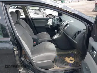 2012 Nissan Sentra SR z VIN 3N1AB6AP3CL753433, wystawiony jako IAAI lot #42318380 z przebiegiem 186 631 mil mil oraz . Historia ofert i sprzedaży dostępna na DreamBid. Obrazek 5.