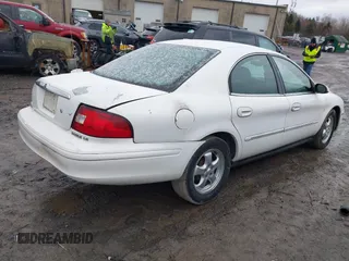 2000 Mercury Sable LS Premium with VIN 1MEFM55S0YG622461, listed as a IAAI auction lot 41592393 with 90,942 mi miles and . Bid and sale history available at DreamBid. Image 4.