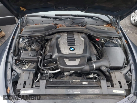2008 BMW 6 Series 650i with VIN WBAEB53598CX63873, listed as a IAAI auction lot 41247667 with 283,230 mi miles. Bid and sale history available at carsss.com. Image 10.