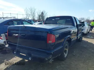 2003 GMC Sonoma SLS with VIN 1GTCS19X538118757, listed as a IAAI auction lot 41794576 with 184,482 mi miles and . Bid and sale history available at DreamBid. Image 4.