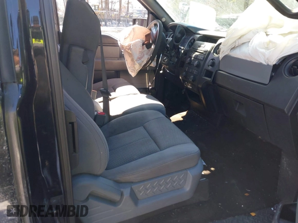 2013 Ford F-150 XL with VIN 1FTFX1CF7DFD81196, listed as a IAAI auction lot 41640478 with 114,384 mi miles. Bid and sale history available at carsss.com. Image 5.