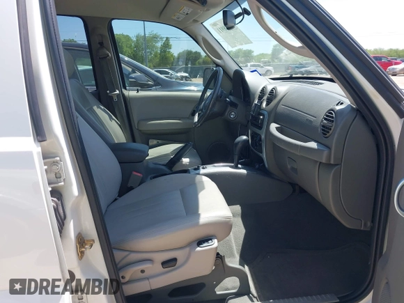 2006 Jeep Liberty Limited with VIN 1J4GL58K56W271077, listed as a IAAI auction lot 41978911 with 147,428 mi miles and . Bid and sale history available at DreamBid. Image 5.
