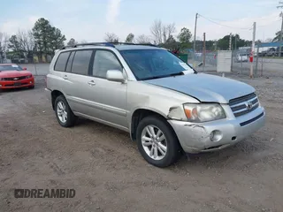 2006 Toyota Highlander Hybrid with VIN JTEEW21A060024195, listed as a IAAI auction lot 41833975 with 253,163 mi miles. Bid and sale history available at carsss.com. Image 1.