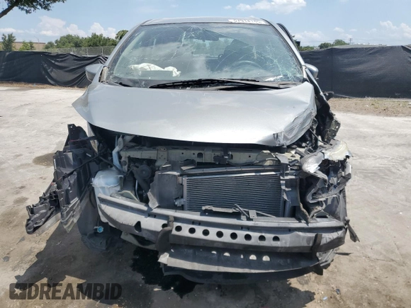 2015 Nissan Note S with VIN 3N1CE2CP1FL412784, listed as a Copart auction lot 57914145 with 89,448 mi miles and Salvage title. Bid and sale history available at DreamBid. Image 5.