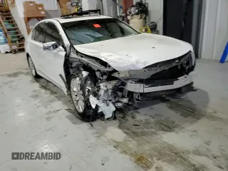 2015 Acura RLX Tech Pkg with VIN JH4KC1F5XFC001090, listed as a Copart auction lot 88261555 with 0 mi miles and Salvage Title. Bid and sale history available at carsss.com. Image 11.