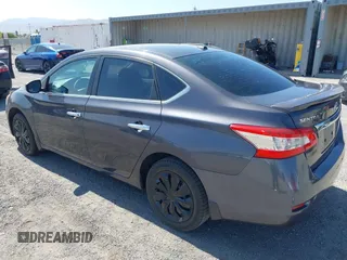 2015 Nissan Sentra SV z VIN 3N1AB7AP4FL666179, wystawiony jako IAAI lot #42520092 z przebiegiem 76 314 mil mil oraz . Historia ofert i sprzedaży dostępna na DreamBid. Obrazek 3.