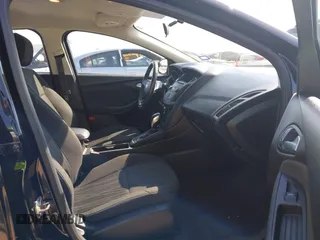 2016 Ford Focus SE with VIN 1FADP3F25GL344302, listed as a IAAI auction lot 41690335 with 43,143 mi miles. Bid and sale history available at carsss.com. Image 5.