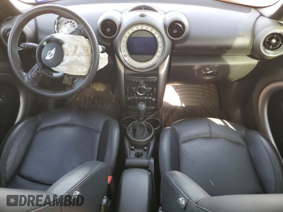 2012 MINI Countryman z VIN WMWZB3C59CWM05511, wystawiony jako Copart lot #49343875 z przebiegiem 29 945 mil mil oraz Szkoda całkowita • Salvage title. Historia ofert i sprzedaży dostępna na DreamBid. Obrazek 8.