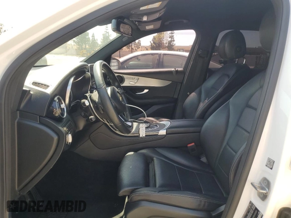 2019 Mercedes-Benz GLC 300 with VIN WDC0G4JB2KV194307, listed as a Copart auction lot 57861375 with 156,910 mi miles and Clean title. Bid and sale history available at DreamBid. Image 7.