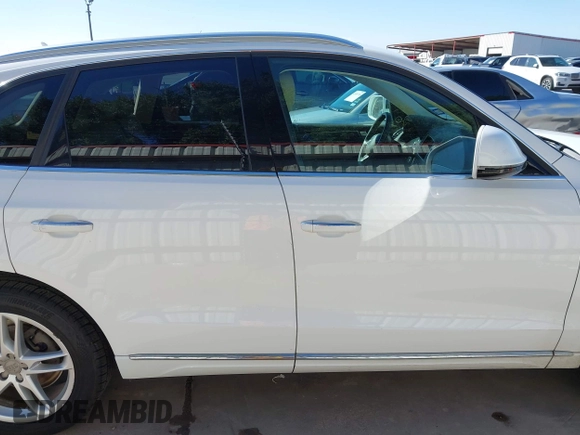 2017 Audi Q5 Premium Plus z VIN WA1L2AFPXHA092428, wystawiony jako IAAI lot #42051519 z przebiegiem 99 149 mil mil oraz . Historia ofert i sprzedaży dostępna na DreamBid. Obrazek 14.