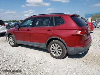 2018 Volkswagen Tiguan S with VIN 3VV0B7AX2JM040787, listed as a Copart auction lot 67389614 with 92,424 mi miles and Salvage Title. Bid and sale history available at carsss.com. Image 2.