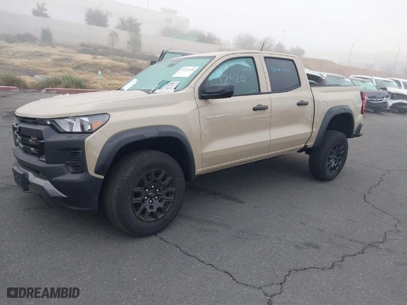 2024 Chevrolet Colorado 4WD Trail Boss with VIN 1GCPTEEK1R1210577, listed as a IAAI auction lot 41212420 with 3,193 mi miles. Bid and sale history available at carsss.com. Image 2.