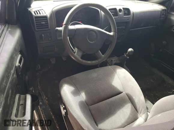 2004 GMC Canyon SL Z85 z VIN 1GTCS148948201075, wystawiony jako Copart lot #56716765 z przebiegiem 261 853 mil mil oraz Czysty tytuł • Clean title. Historia ofert i sprzedaży dostępna na DreamBid. Obrazek 8.