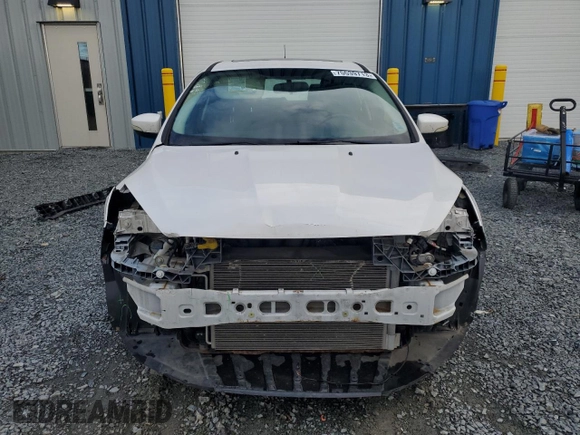 2015 Ford Focus Titanium with VIN 1FADP3N26FL265043, listed as a Copart auction lot 75539713 with Not provided miles and Clean title. Bid and sale history available at DreamBid. Image 5.