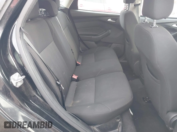 2015 Ford Focus SE with VIN 1FADP3K23FL373639, listed as a IAAI auction lot 41525834 with 62,170 mi miles. Bid and sale history available at carsss.com. Image 8.
