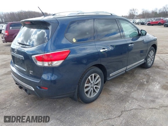 2014 Nissan Pathfinder SL with VIN 5N1AR2MM2EC712191, listed as a IAAI auction lot 42026657 with 157,534 mi miles and . Bid and sale history available at carsss.com. Image 4.