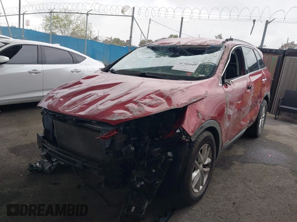 2016 Kia Sorento LX with VIN 5XYPGDA56GG134690, listed as a IAAI auction lot 41785549 with 131,471 mi miles. Bid and sale history available at carsss.com. Image 2.