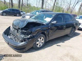 2004 Toyota Avalon XL with VIN 4T1BF28BX4U368060, listed as a IAAI auction lot 42012961 with 210,986 mi miles and . Bid and sale history available at carsss.com. Image 2.