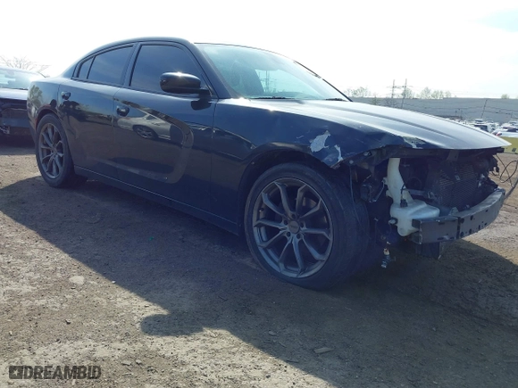 2017 Dodge Charger SE with VIN 2C3CDXBG3HH517552, listed as a IAAI auction lot 42041664 with 152,262 mi miles. Bid and sale history available at carsss.com. Image 1.