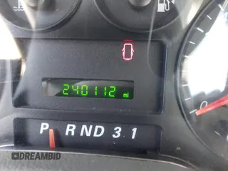 2004 Ford Freestar SE z VIN 2FMZA51634BB15552, wystawiony jako IAAI lot #41448164 z przebiegiem 240 212 mil mil oraz . Historia ofert i sprzedaży dostępna na DreamBid. Obrazek 7.