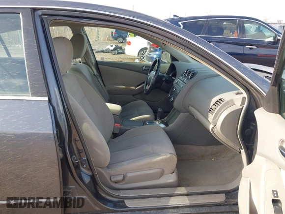 2010 Nissan Altima 2.5 S with VIN 1N4AL2AP7AC100380, listed as a IAAI auction lot 41950062 with 126,153 mi miles. Bid and sale history available at carsss.com. Image 5.