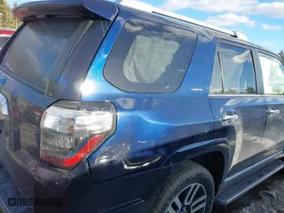 2020 Toyota 4Runner SR5 with VIN JTEBU5JR6L5831058, listed as a IAAI auction lot 41638556 with 65,652 mi miles. Bid and sale history available at carsss.com. Image 15.