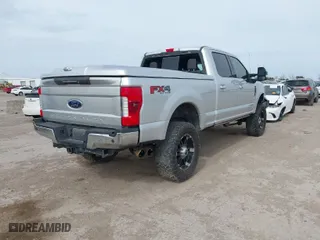 2017 Ford Super Duty F-250 SRW Lariat with VIN 1FT7W2BTXHED57250, listed as a IAAI auction lot 41724650 with 88,796 mi miles. Bid and sale history available at carsss.com. Image 4.