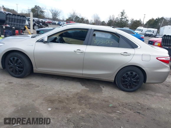 2017 Toyota Camry Hybrid LE with VIN 4T1BD1FK1HU213812, listed as a IAAI auction lot 41730565 with 67,706 mi miles. Bid and sale history available at carsss.com. Image 14.