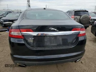 2009 Jaguar XF Premium Luxury z VIN SAJWA06B09HR20338, wystawiony jako Copart lot #52783585 z przebiegiem 82 260 mil mil oraz Szkoda całkowita • Salvage title. Historia ofert i sprzedaży dostępna na DreamBid. Obrazek 6.