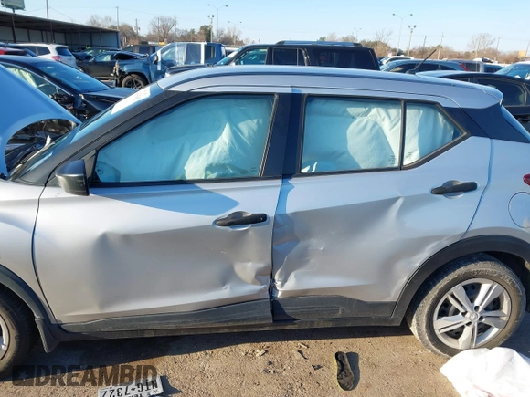2020 Nissan Kicks S with VIN 3N1CP5BV7LL512184, listed as a IAAI auction lot 41639165 with 59,539 mi miles. Bid and sale history available at carsss.com. Image 6.